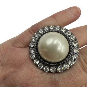 Gunmetal Grey Faux Pearl Crystal Halo Round Cocktail Ring Jewelry Costume Fashio